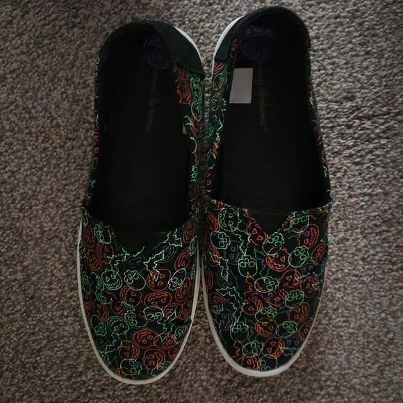 Tommy Bahama Halloween Glow In The Dark Slip On Shoes Size 8.5 - Picture 2 of 9